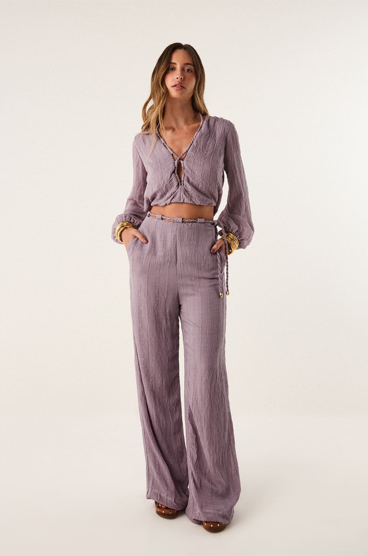 gid://shopify/Product/9592824725725