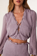 gid://shopify/Product/9592824725725