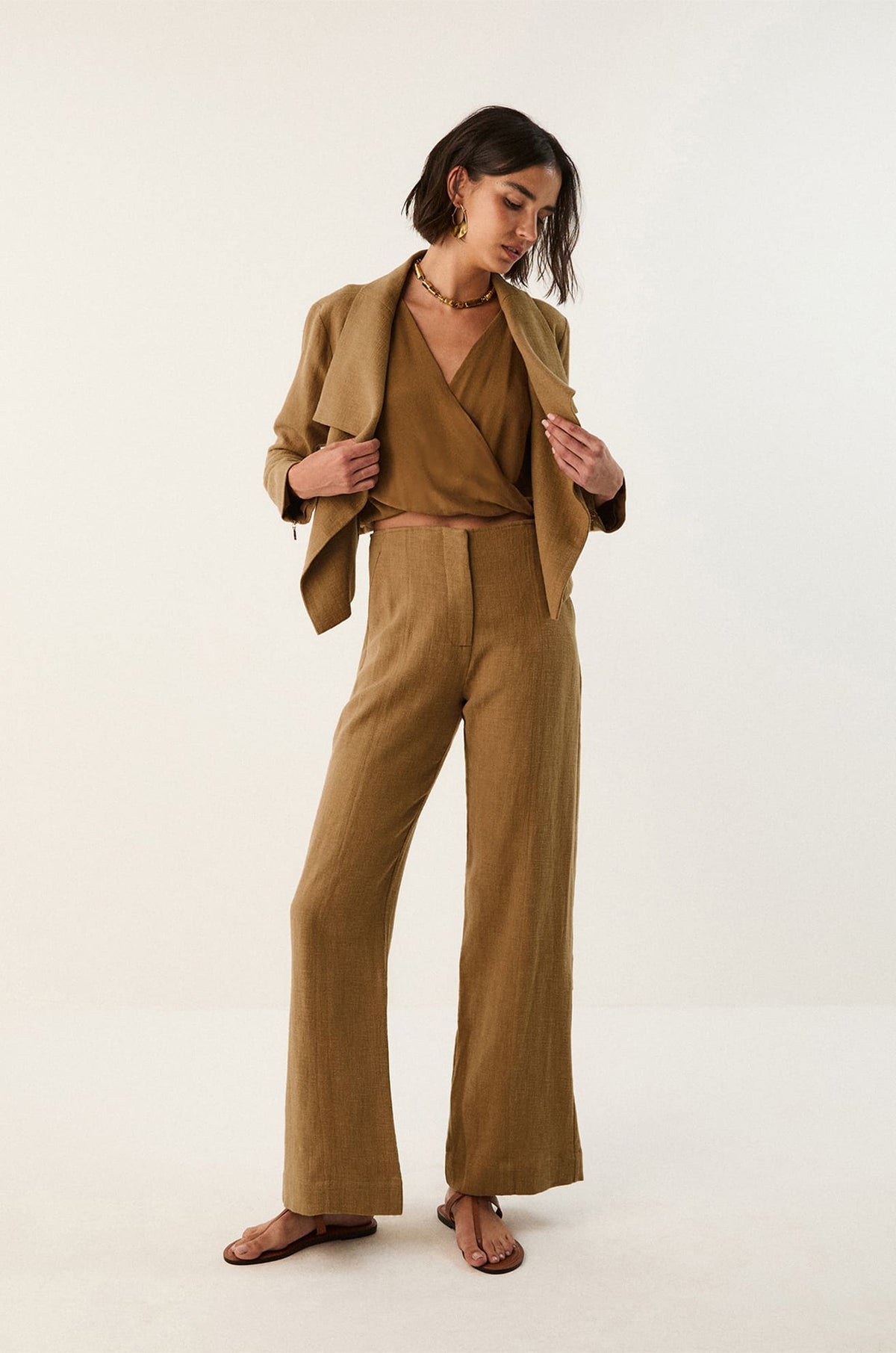 gid://shopify/Product/9592824561885