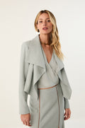 gid://shopify/Product/9592824660189