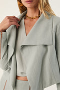 gid://shopify/Product/9592824660189
