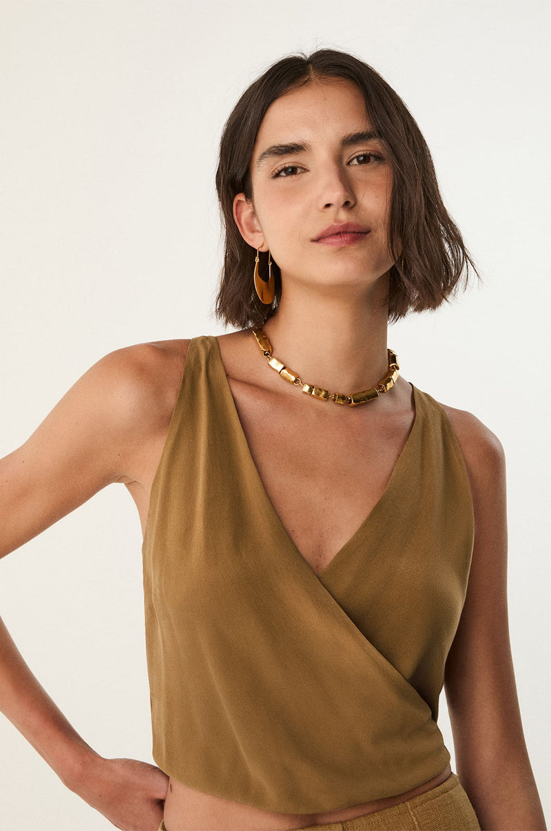 gid://shopify/Product/9592826069213