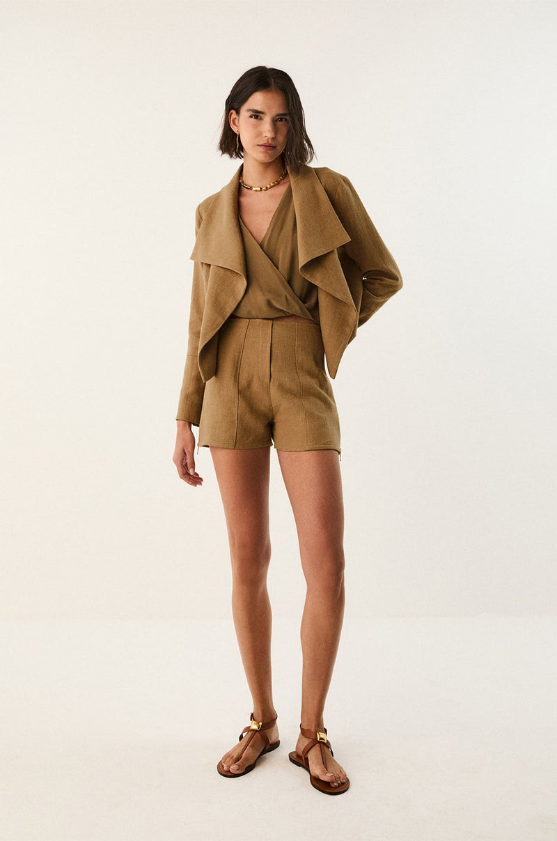 gid://shopify/Product/9592826069213