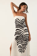 gid://shopify/Product/9600376209629