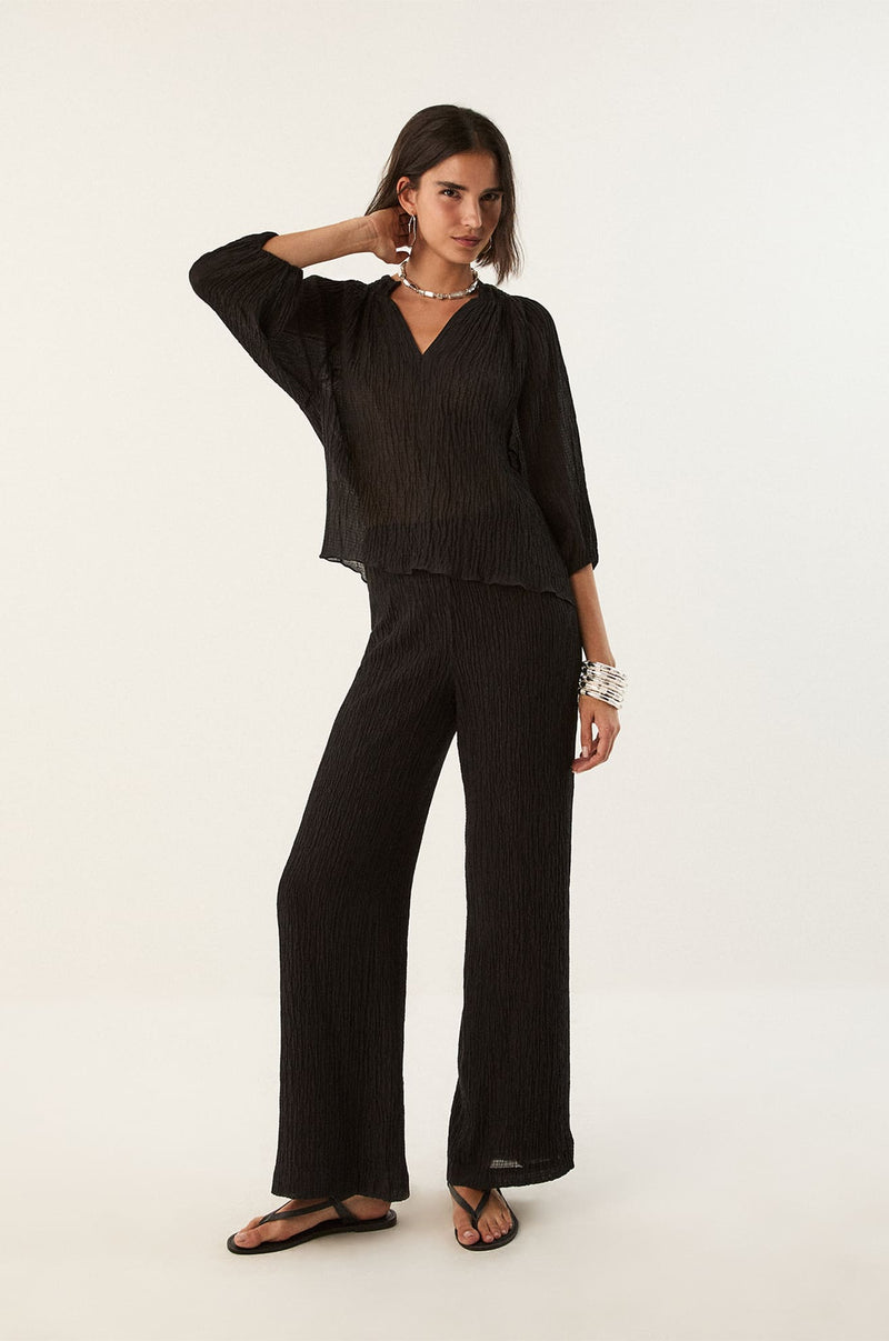 gid://shopify/Product/9592302567645