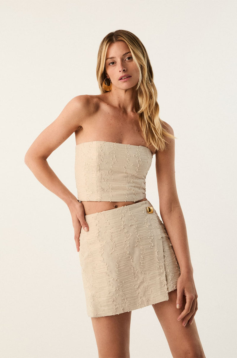 gid://shopify/Product/9592302797021