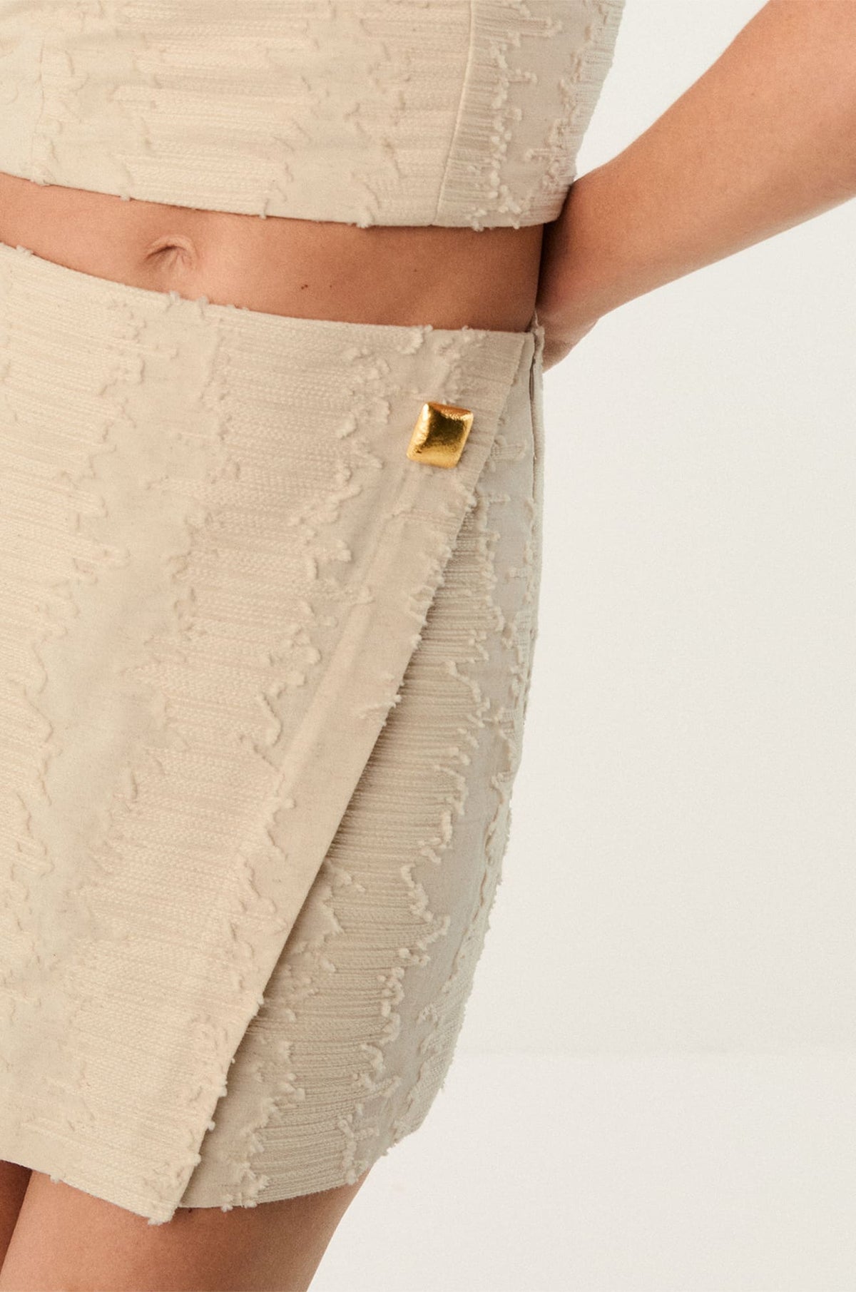 gid://shopify/Product/9592302797021