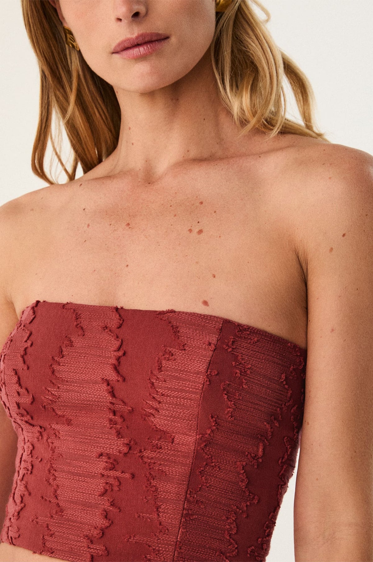 gid://shopify/Product/9592825610461