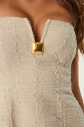 gid://shopify/Product/9592303321309