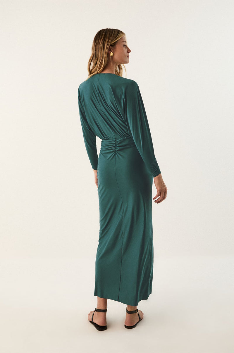 gid://shopify/Product/9592825446621