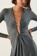 gid://shopify/Product/9592818925789