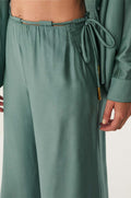 gid://shopify/Product/9592295948509