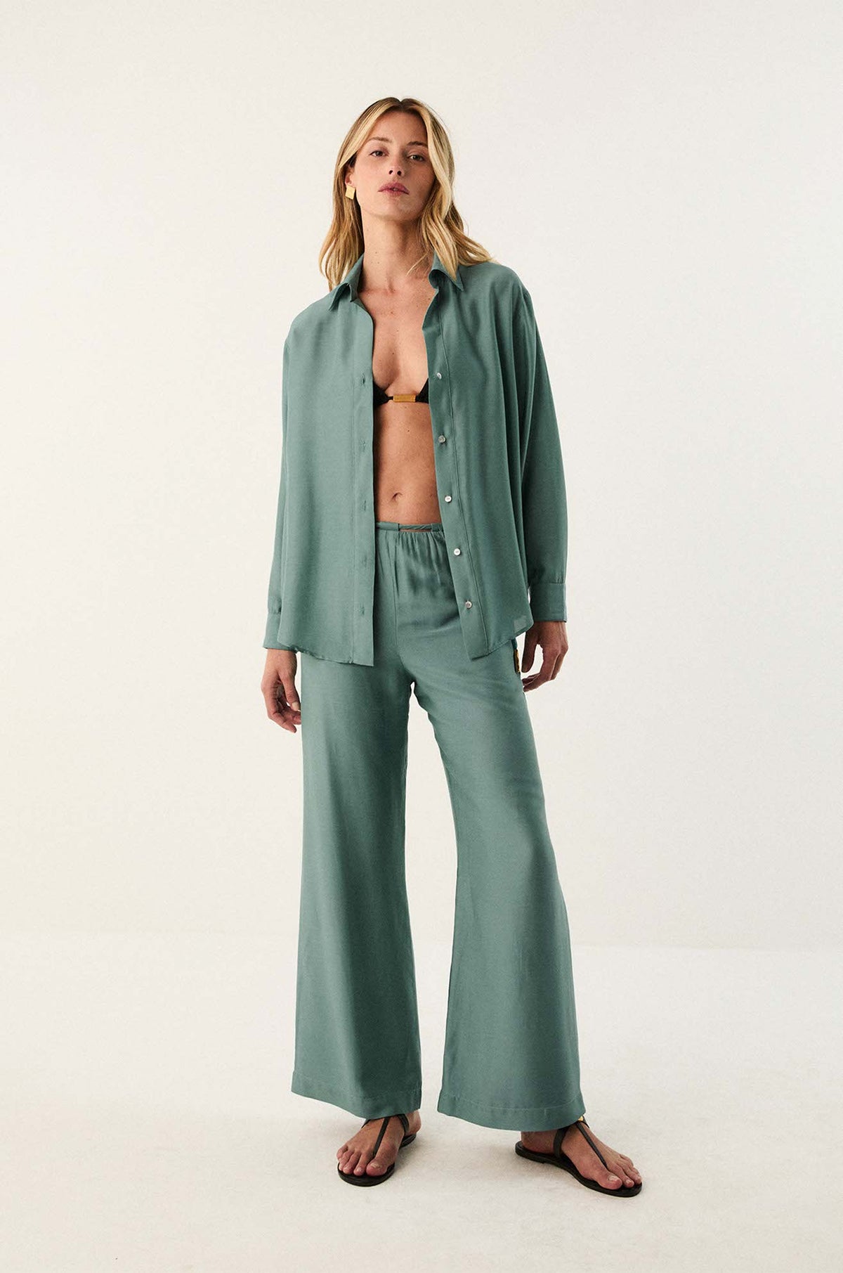 gid://shopify/Product/9592818761949