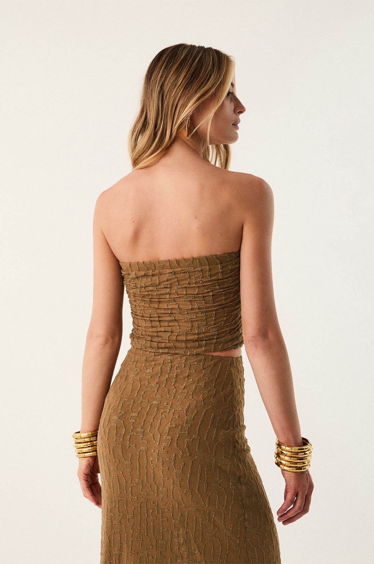 gid://shopify/Product/9592817189085