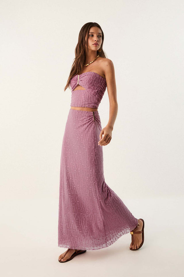 gid://shopify/Product/9592817385693