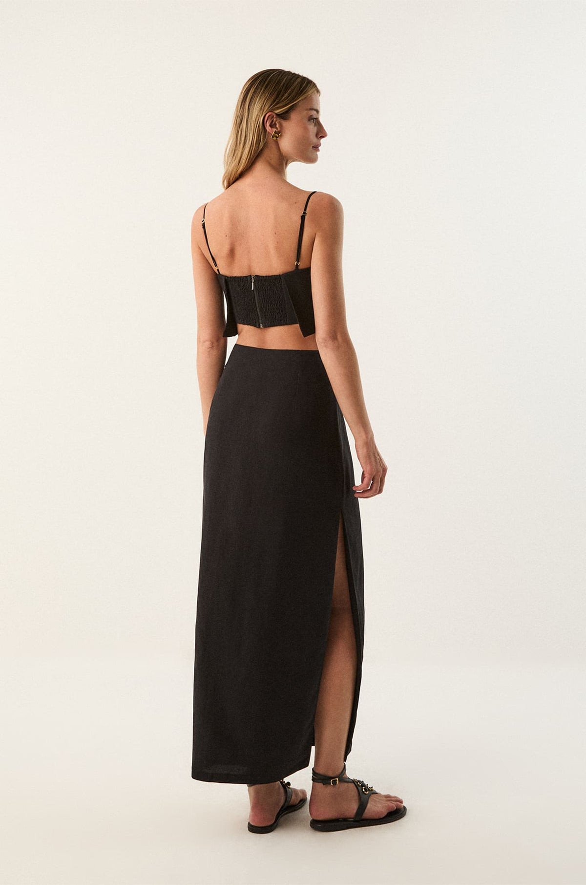 gid://shopify/Product/9592296505565