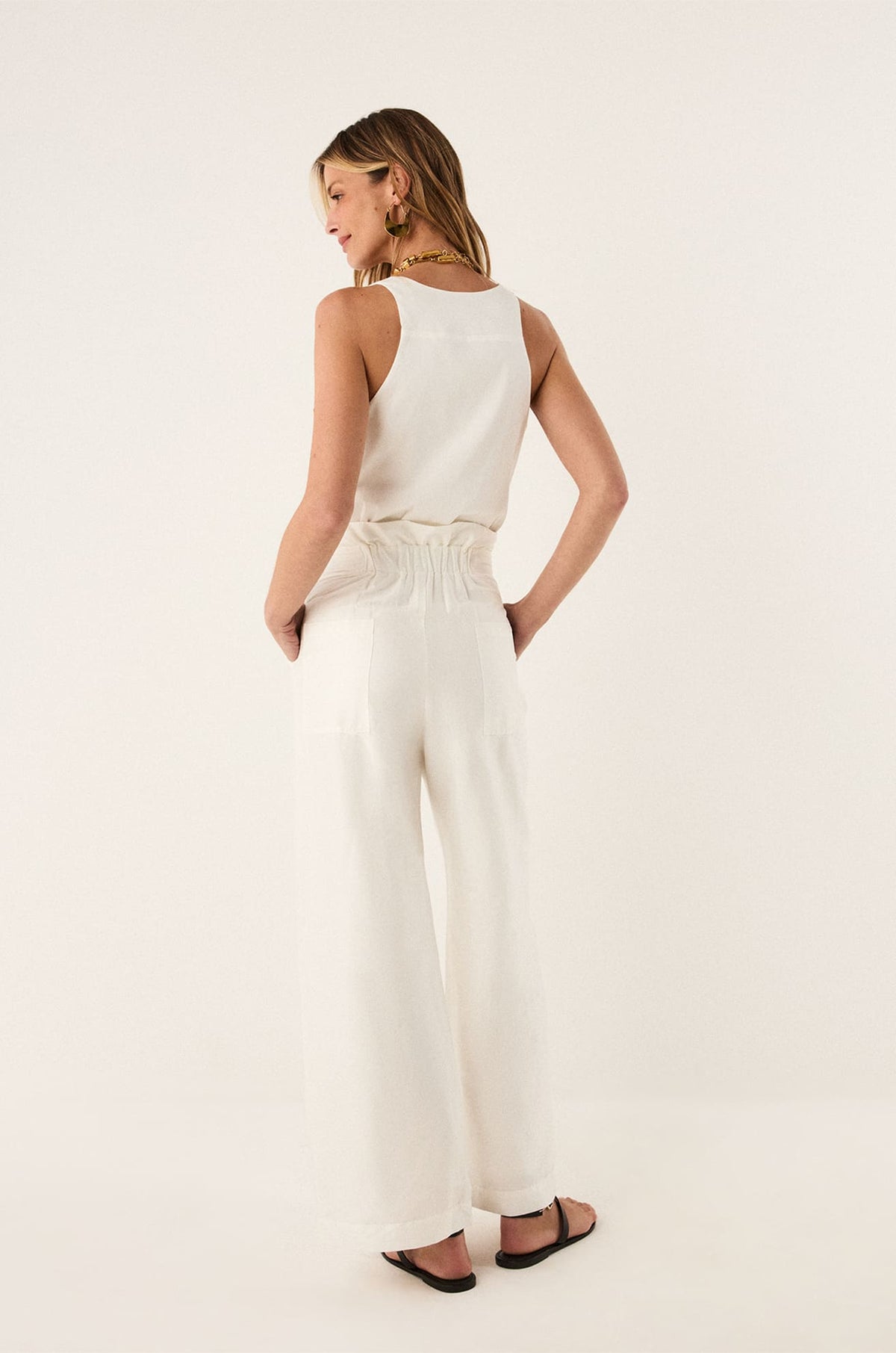 gid://shopify/Product/9592298733789