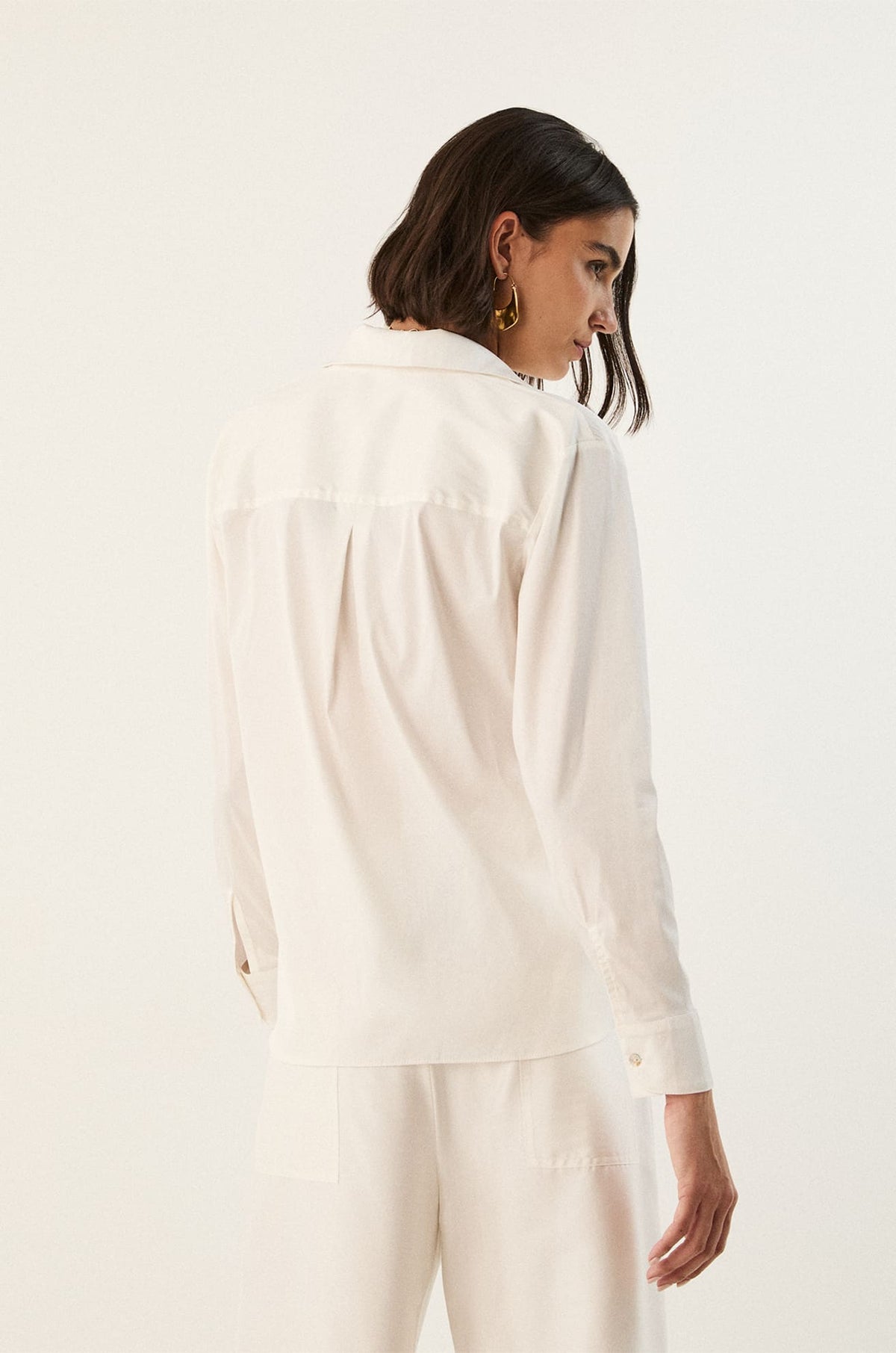 gid://shopify/Product/9592760664285