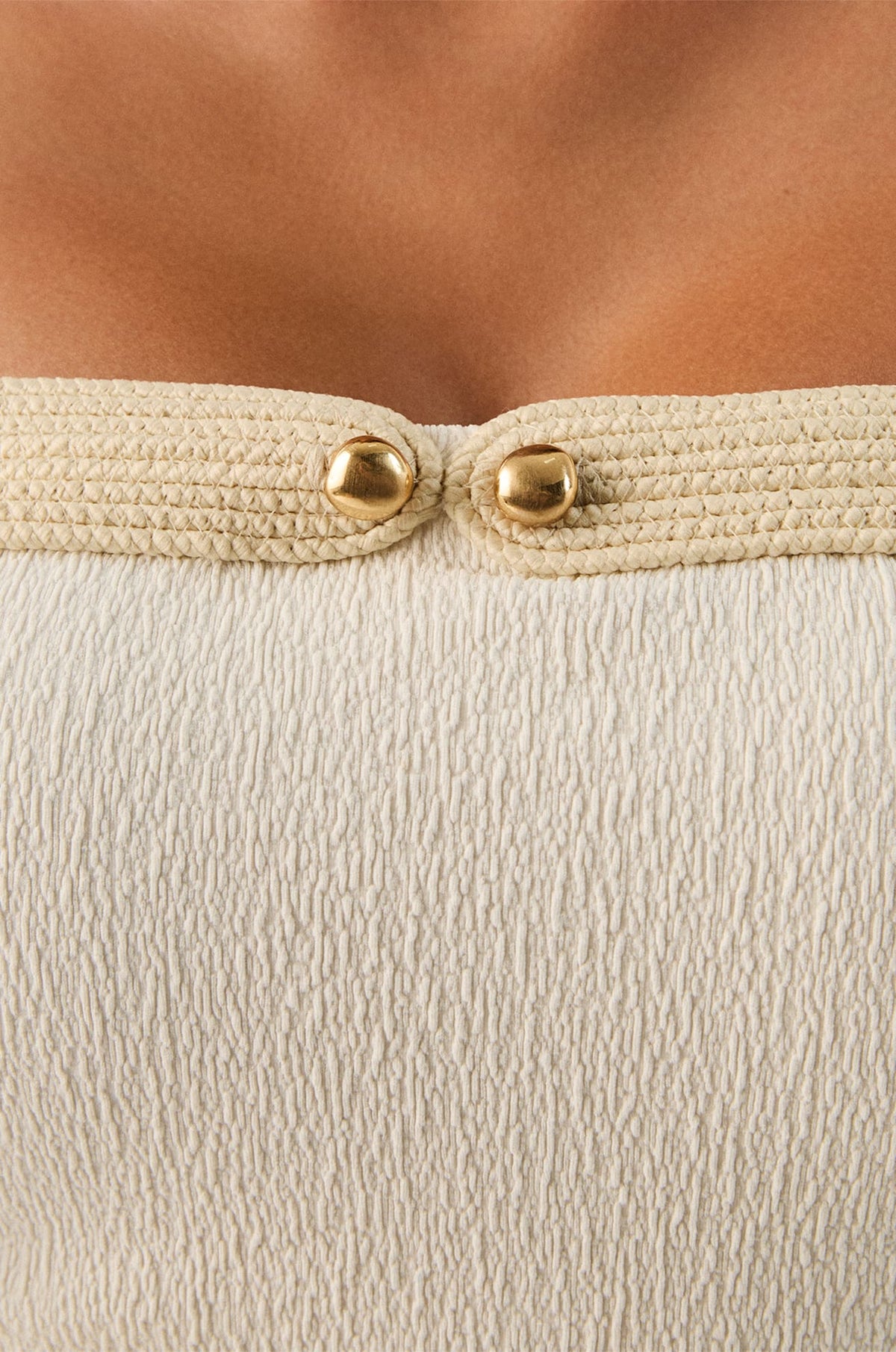 gid://shopify/Product/9592819187933