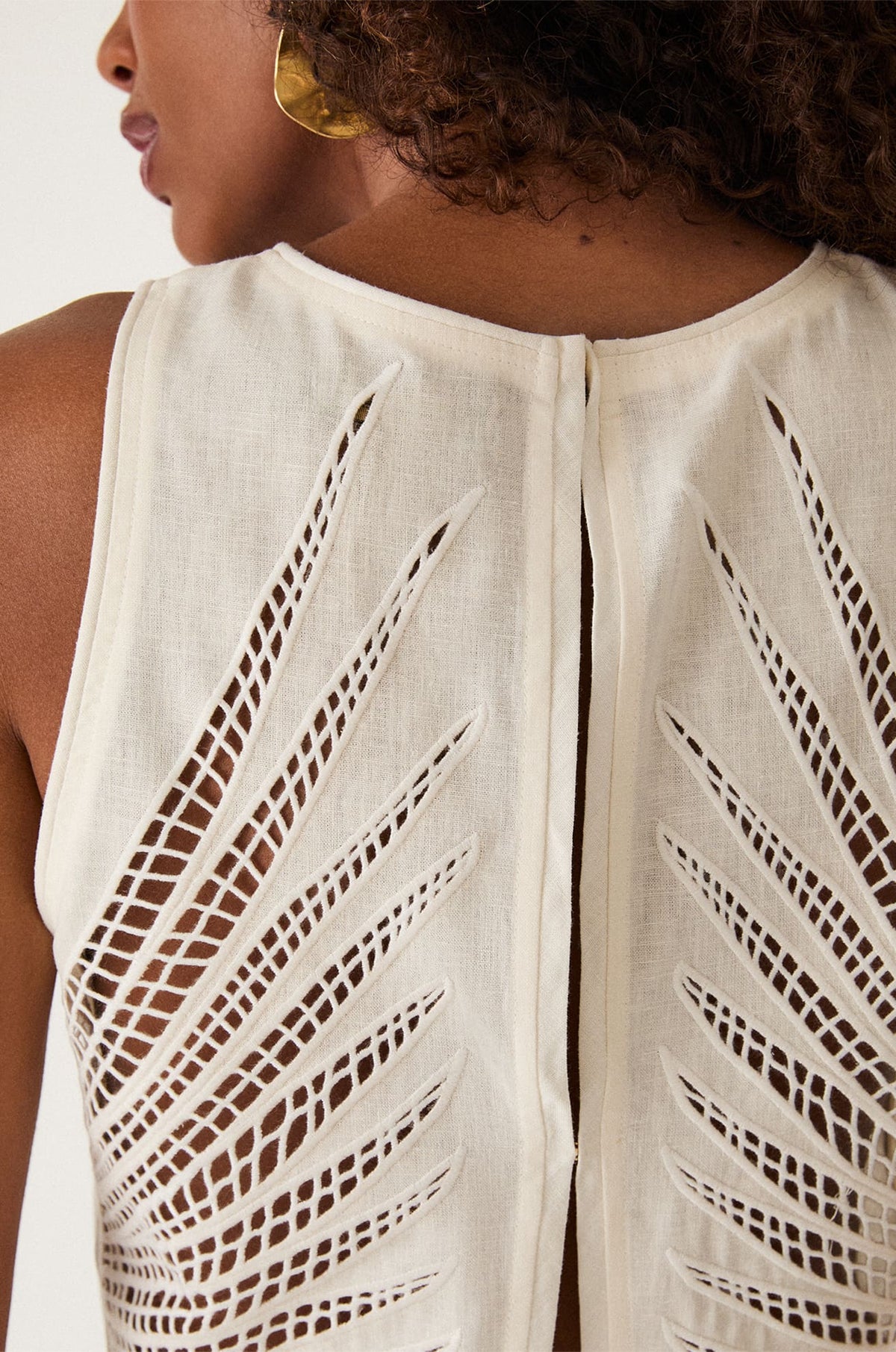 gid://shopify/Product/9592823611613