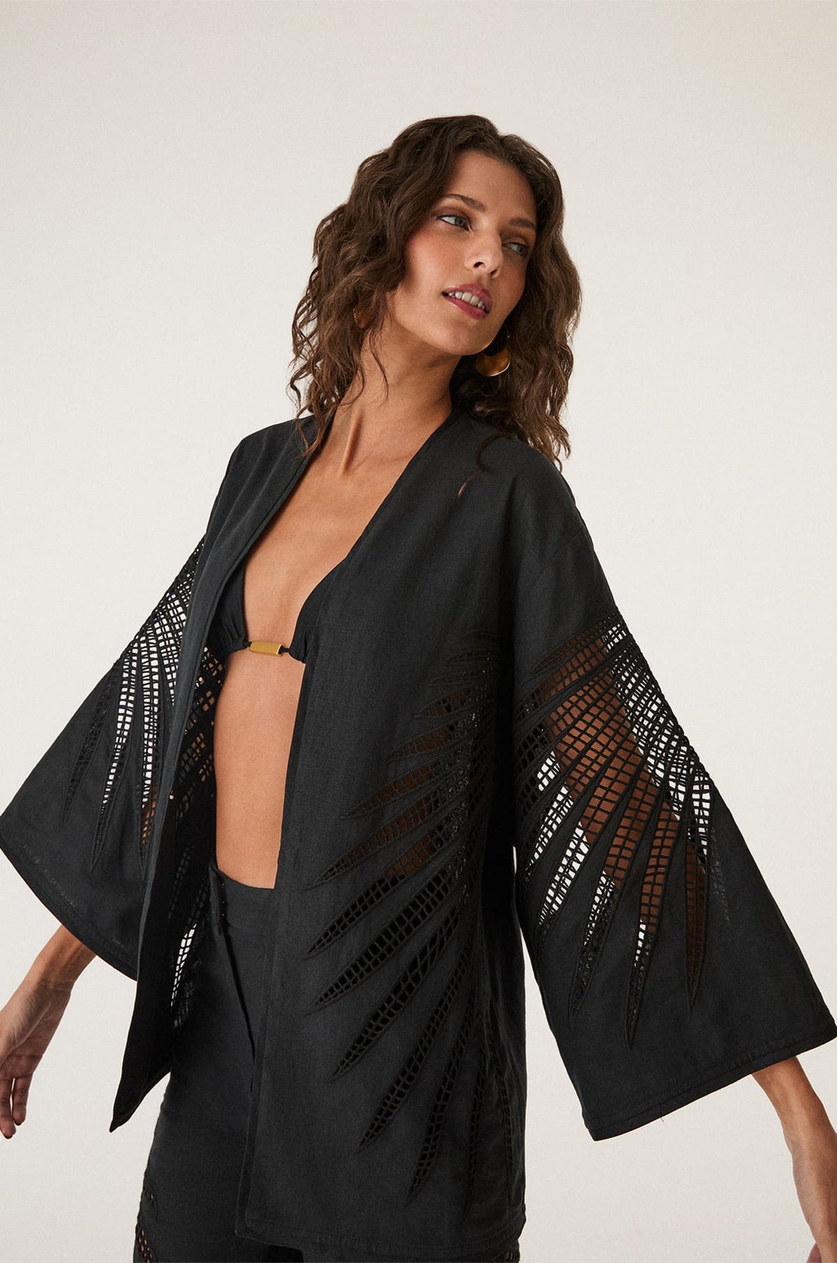 gid://shopify/Product/9592823677149