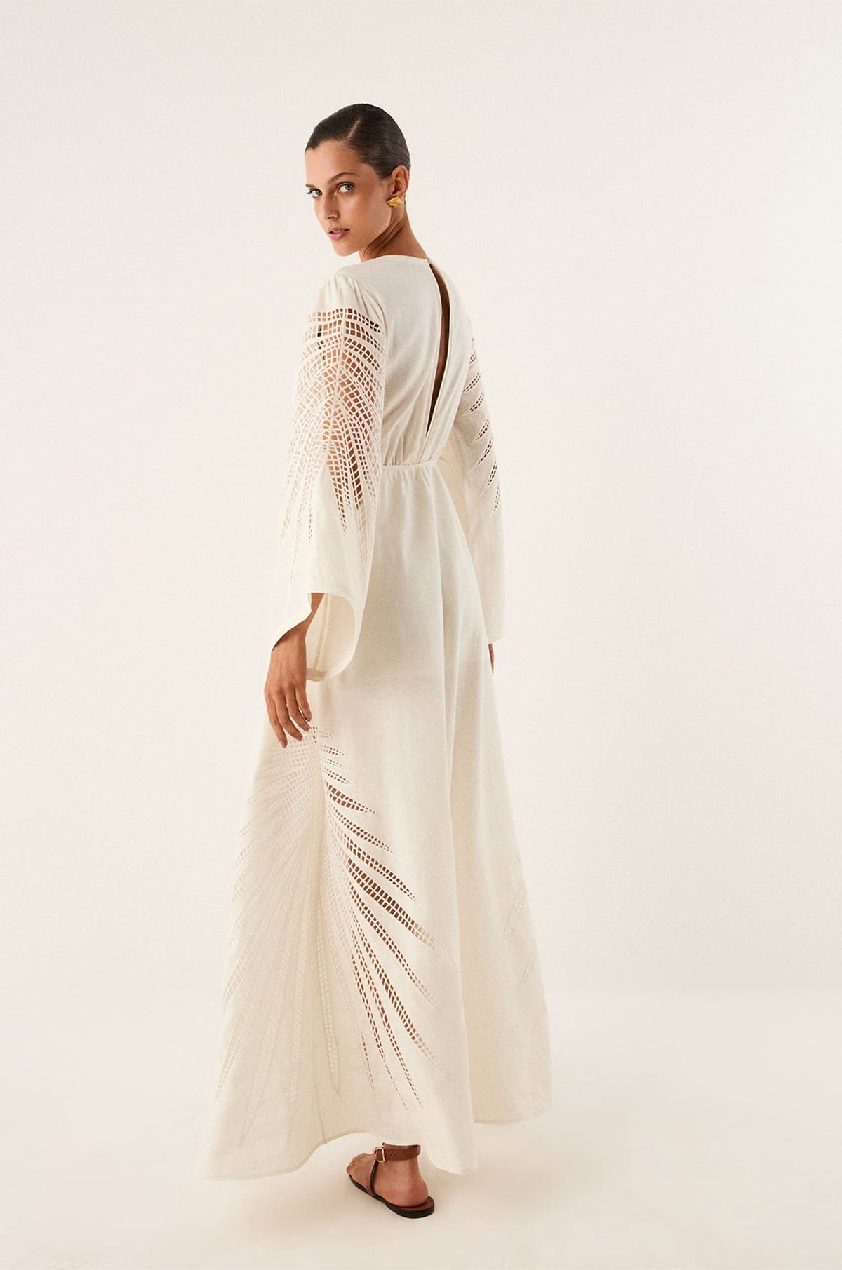 gid://shopify/Product/9592294703325