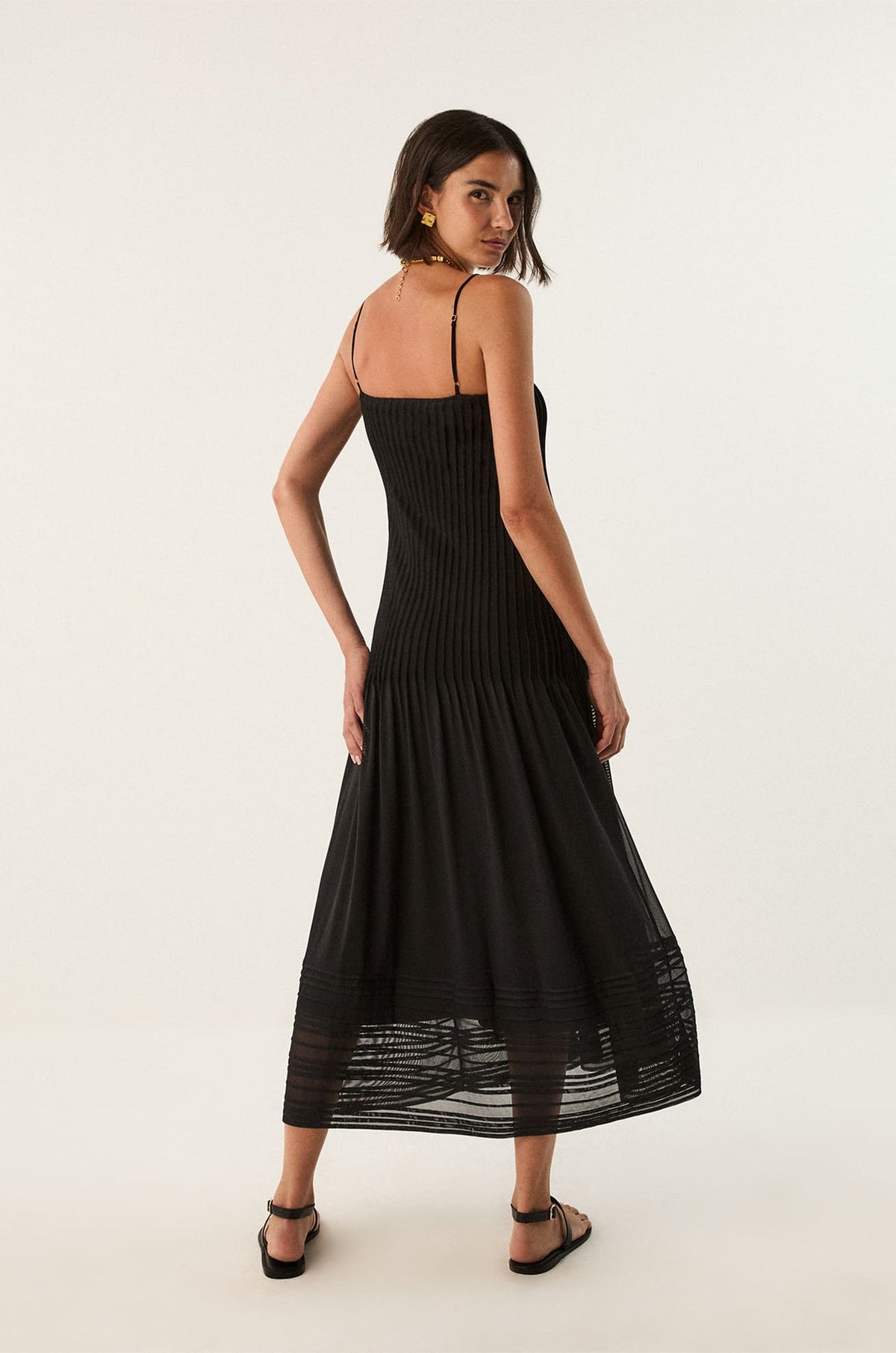 gid://shopify/Product/9592294899933