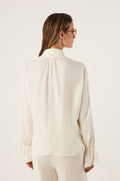 gid://shopify/Product/9592823152861