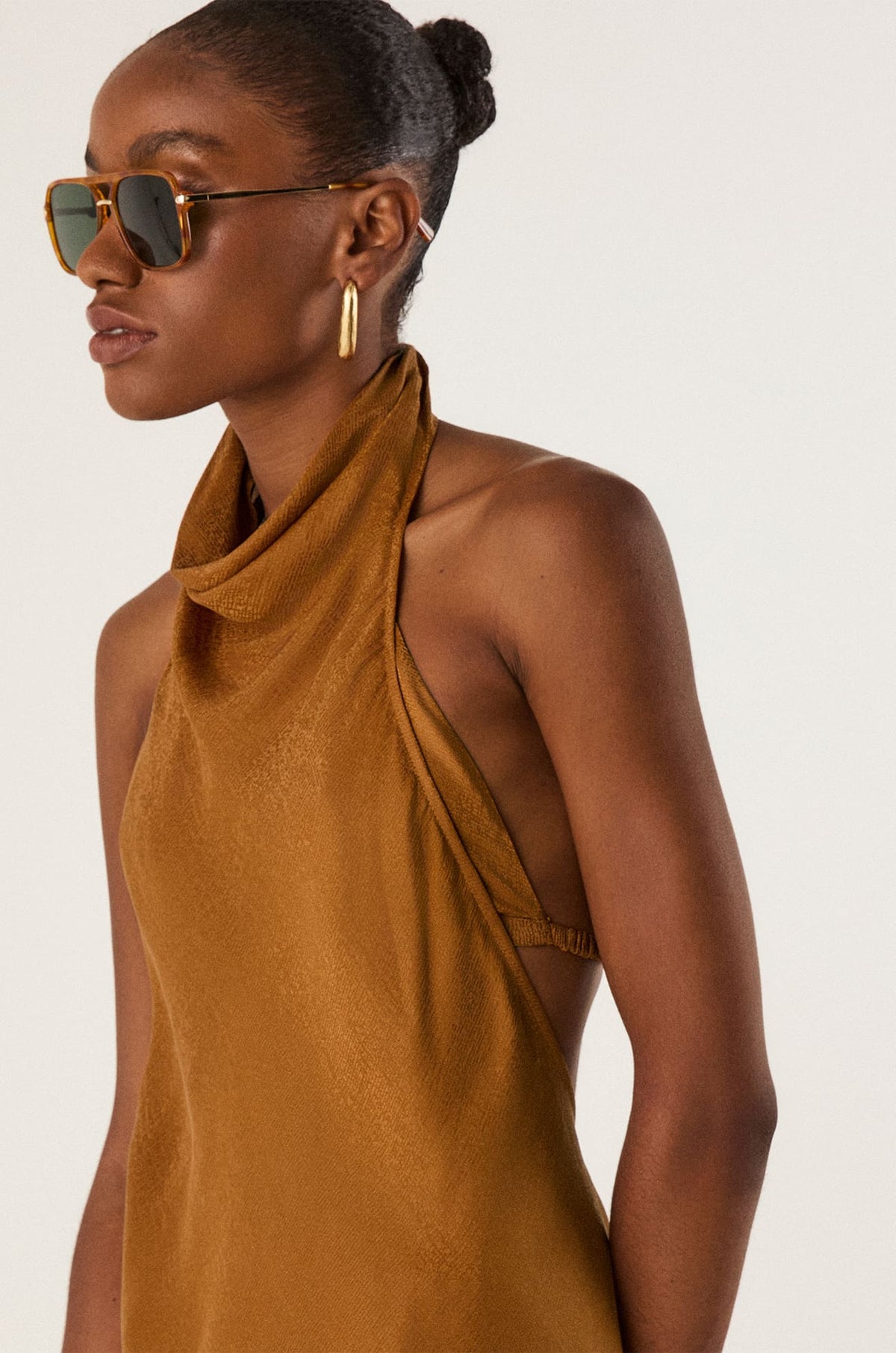 gid://shopify/Product/9592823349469