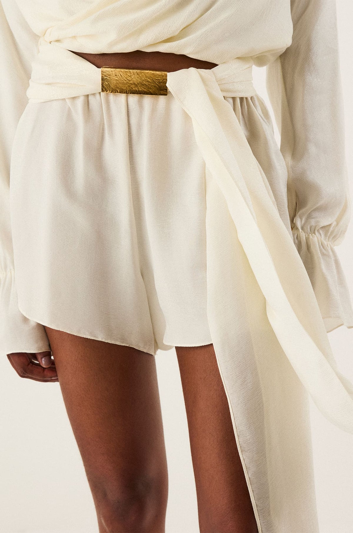 gid://shopify/Product/9592295129309