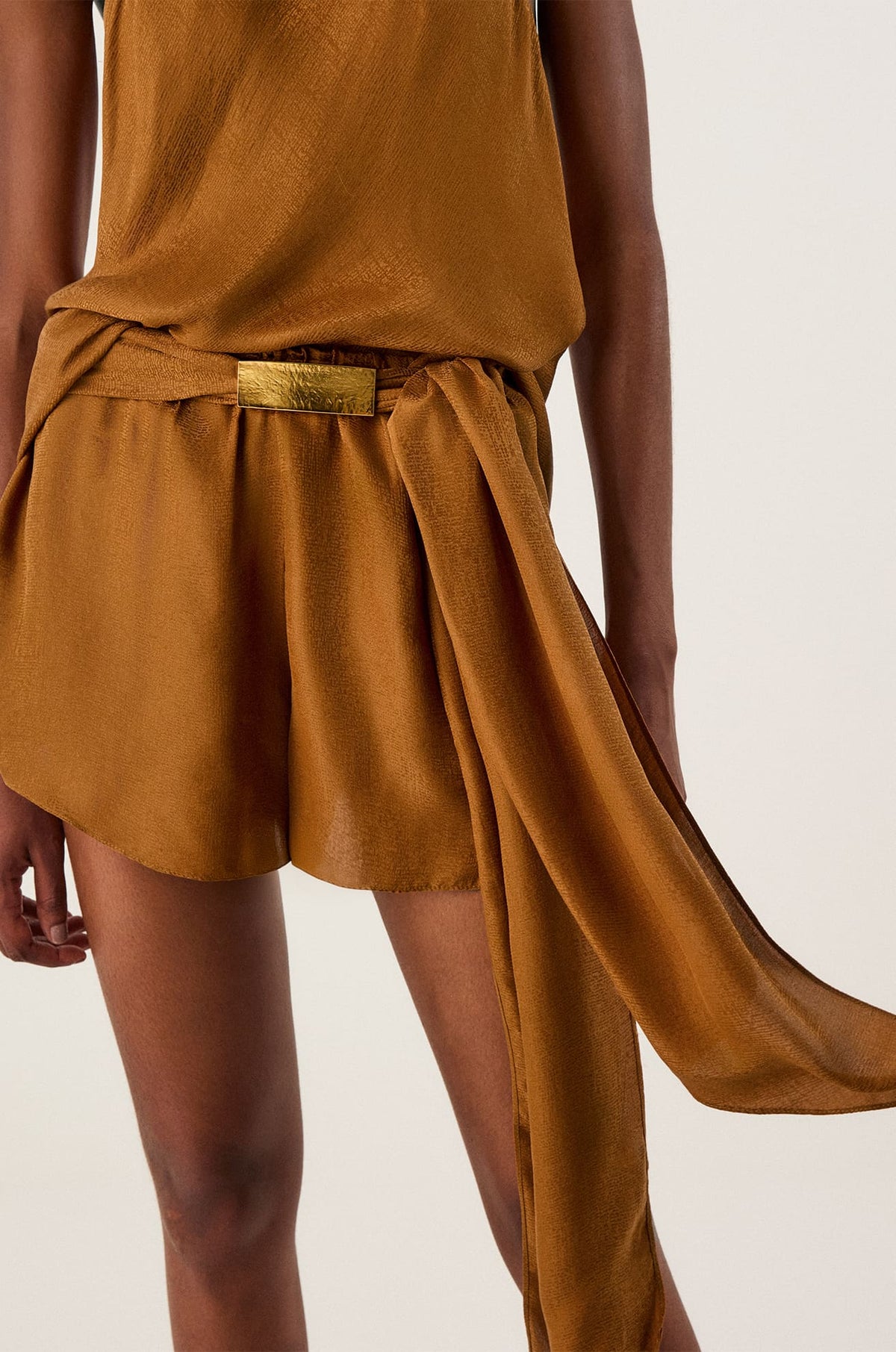 gid://shopify/Product/9592295260381