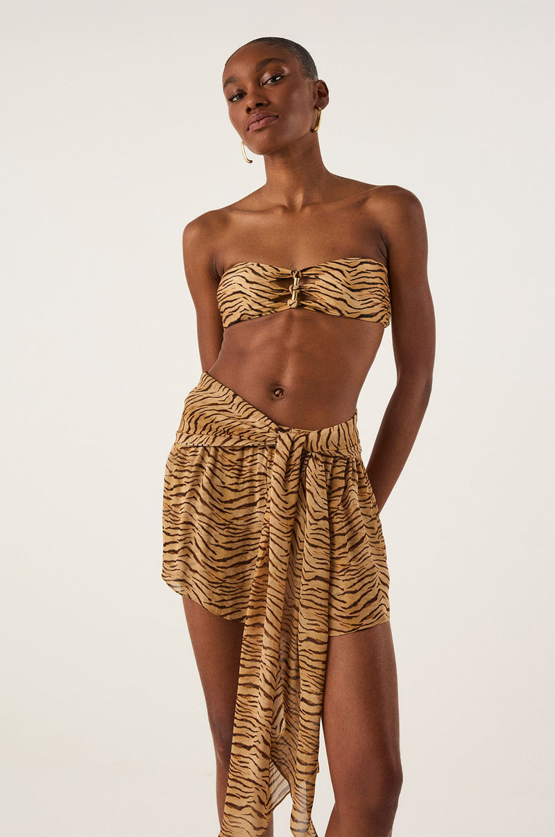 gid://shopify/Product/9592294179037