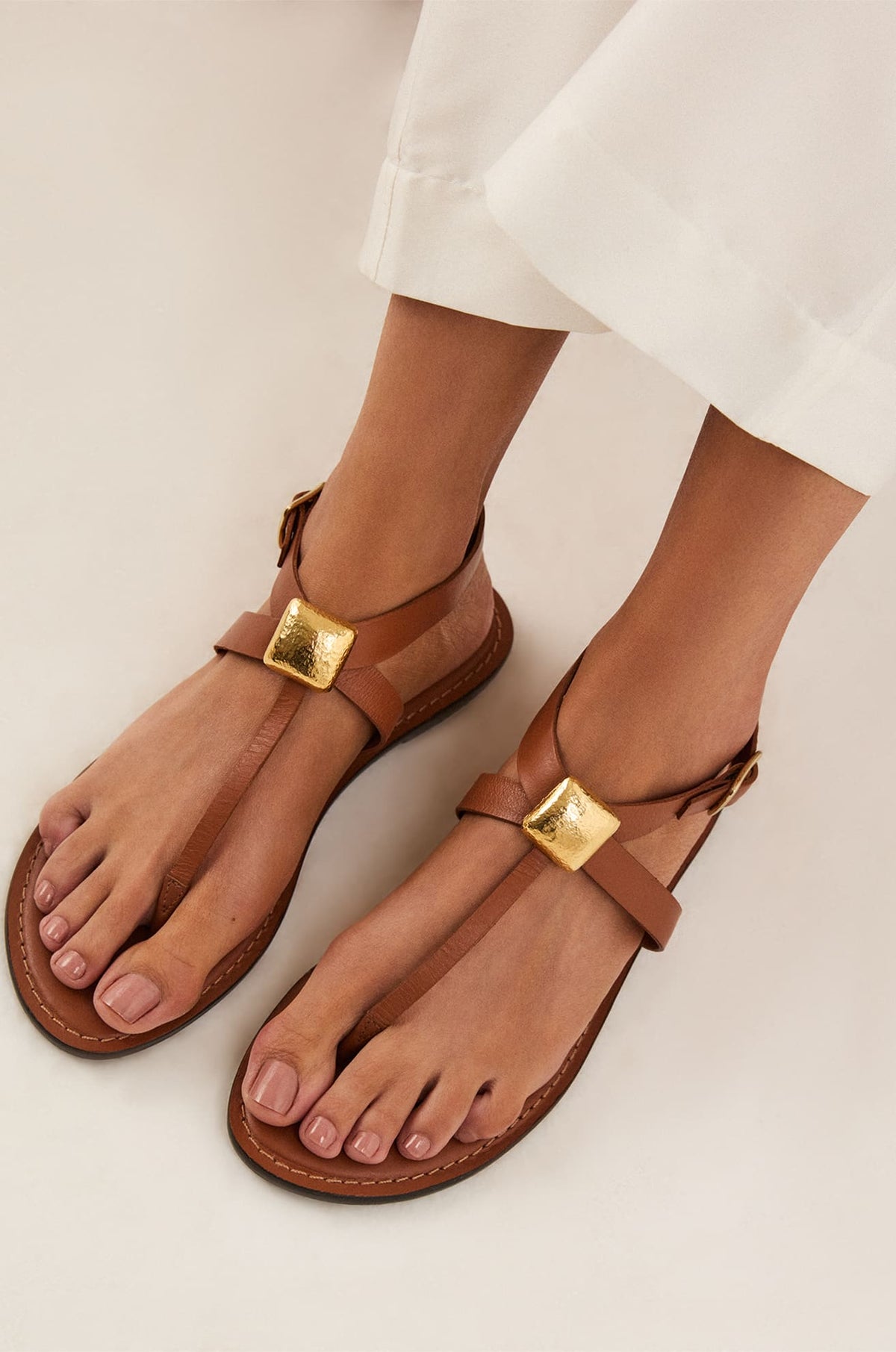 gid://shopify/Product/9600373620957