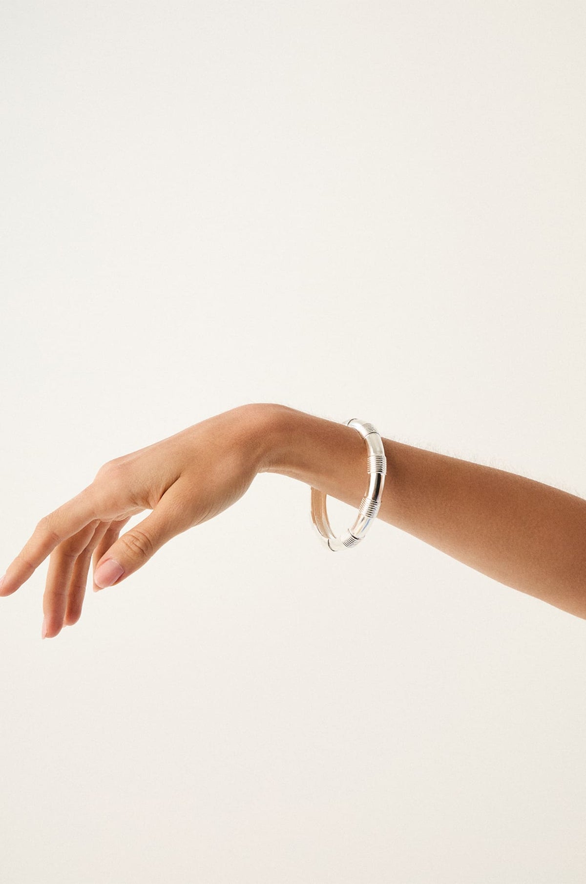gid://shopify/Product/9592893571293