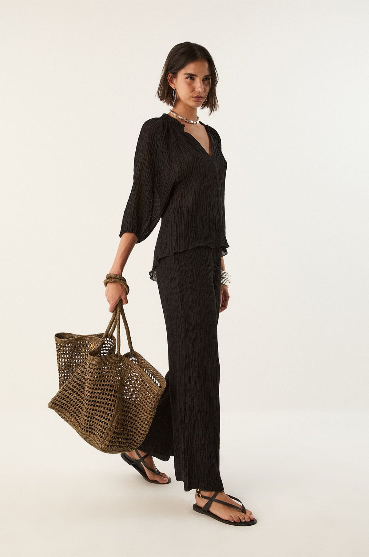 gid://shopify/Product/9592893898973