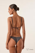 gid://shopify/Product/9592807227613