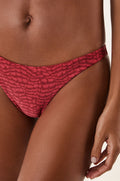 gid://shopify/Product/9592807719133