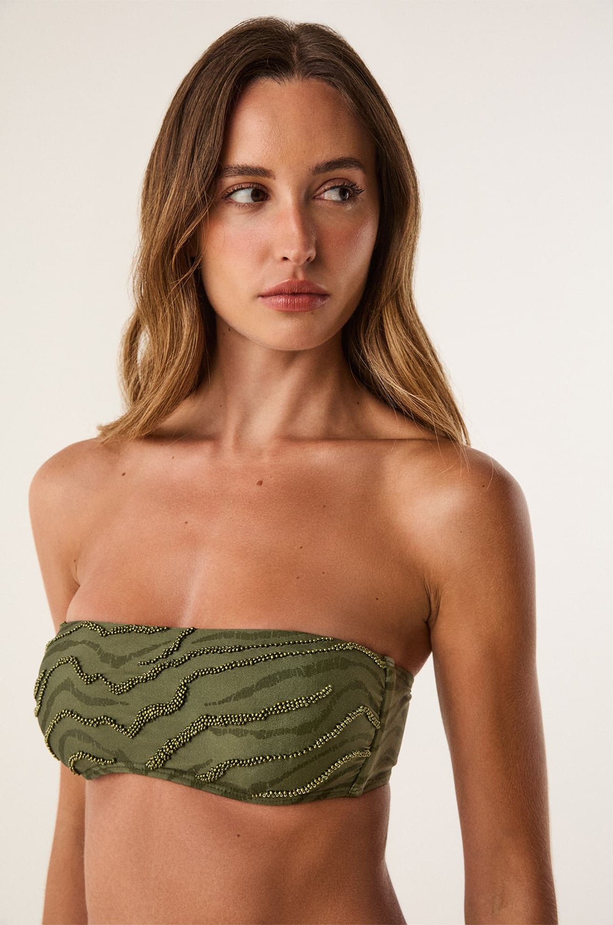 gid://shopify/Product/9592810176733