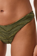 gid://shopify/Product/9592810176733