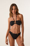 gid://shopify/Product/9592810438877