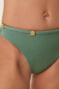 gid://shopify/Product/9592810471645
