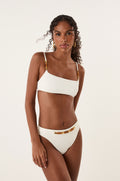 gid://shopify/Product/9600399900893