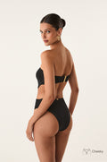 gid://shopify/Product/9600401342685
