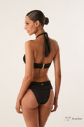 gid://shopify/Product/9600401703133