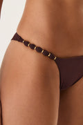 gid://shopify/Product/9600397607133