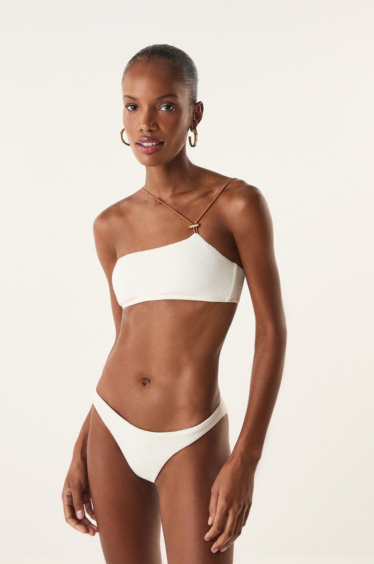 gid://shopify/Product/9592814207197