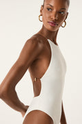 gid://shopify/Product/9592814436573