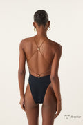 gid://shopify/Product/9592814600413