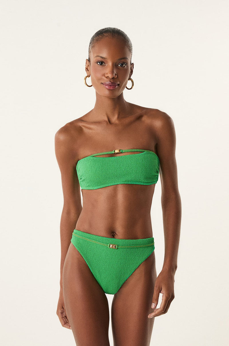 gid://shopify/Product/9592815255773