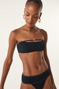 gid://shopify/Product/9592815321309